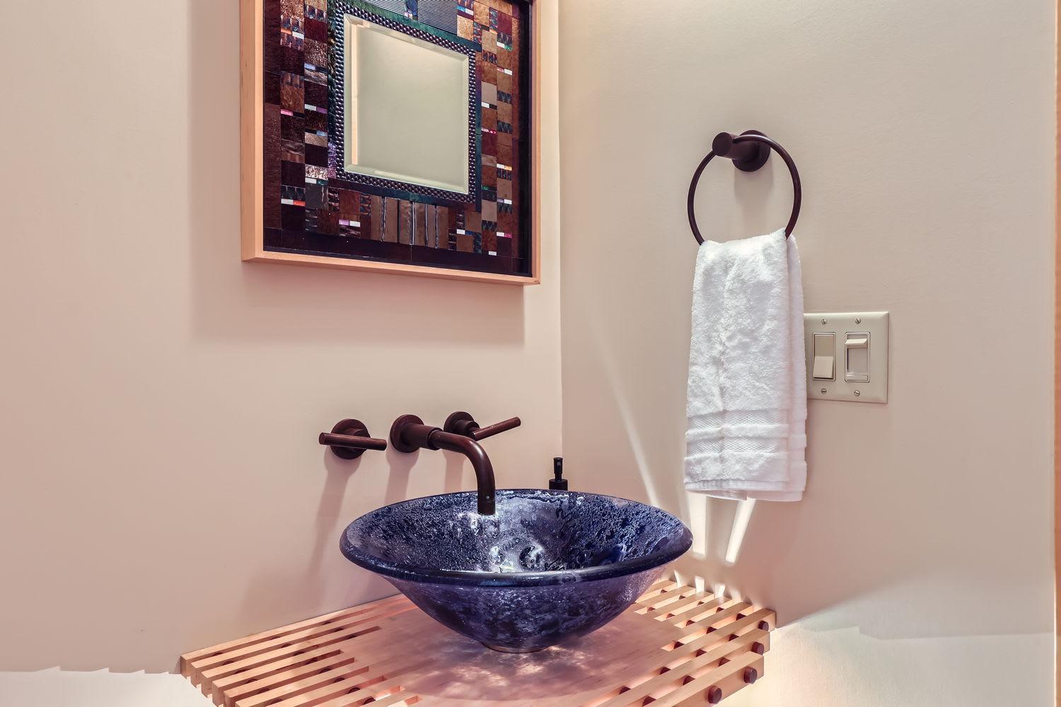 High-end 4bd Executive Retreat In Cherry Creek Family Holiday home